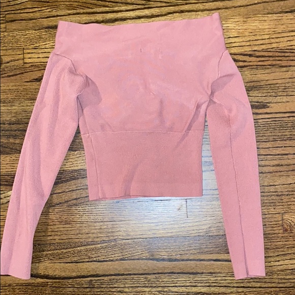 Pink off the shoulder fitted long sleeve - Picture 4 of 4